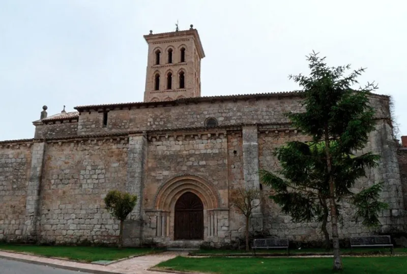 Arcos de la Llana église