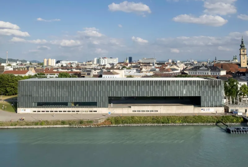 Vue aérienne du Lentos Kunstmuseum de Linz (Allemagne)